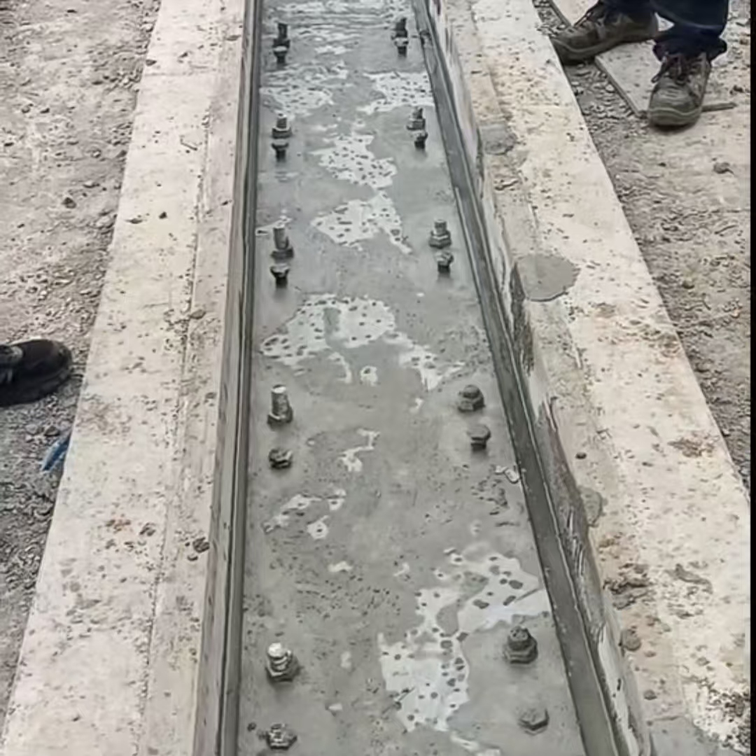 卧龙环氧树脂轨道胶泥是什么？用在哪里？